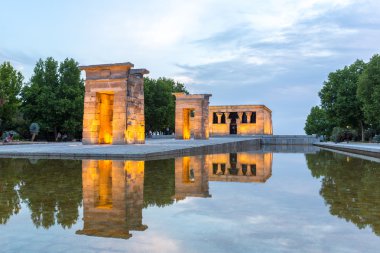 Madrid'de debod Tapınağı de
