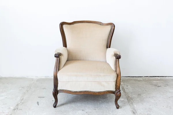 Beyaz Retro sandalye — Stok fotoğraf