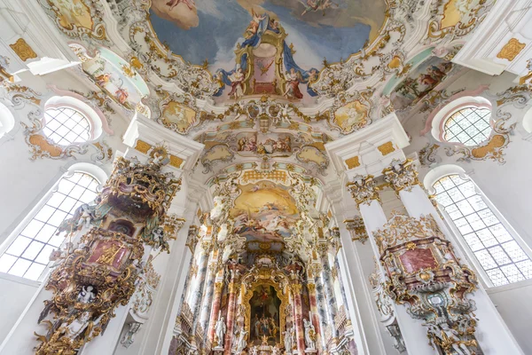Interiér poutního kostela v Německu — Stock fotografie