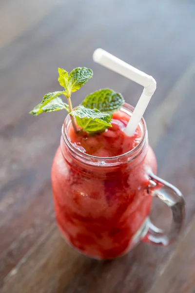 Aardbei smoothie shake — Stockfoto