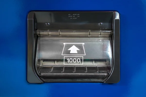 Automat z banknotów Wstaw — Zdjęcie stockowe
