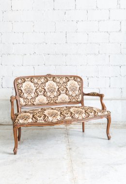 Kahverengi kanepe koltuk