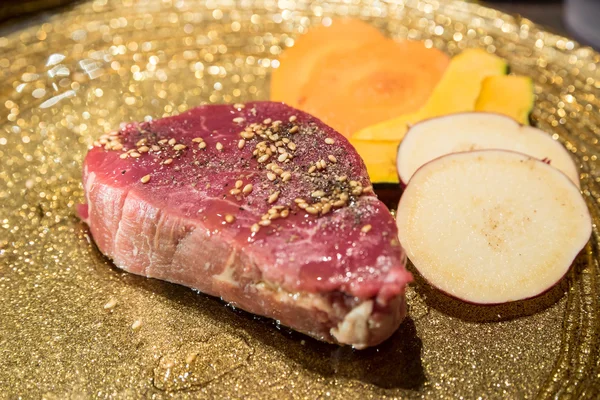 Japanisches Wagyu-Filet yakiniku — Stockfoto