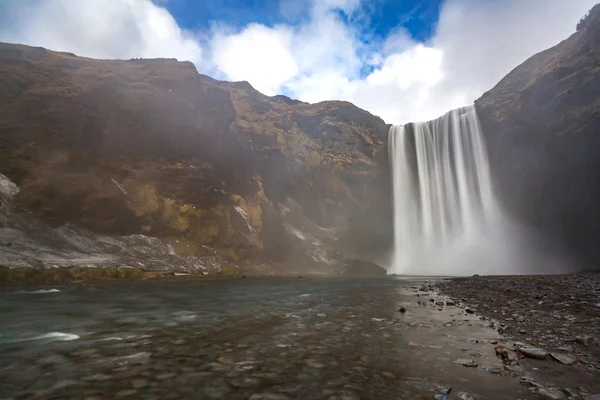 Cachoeira skogafoss na Islândia — Fotografia de Stock