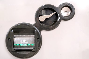 Otomat madeni para ve banknot Ekle 