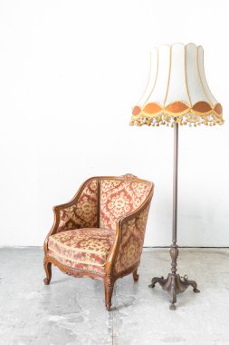 Kahverengi kanepe koltuk lamba