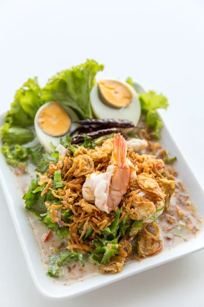 Karides ile kanatlı fasulye salatası