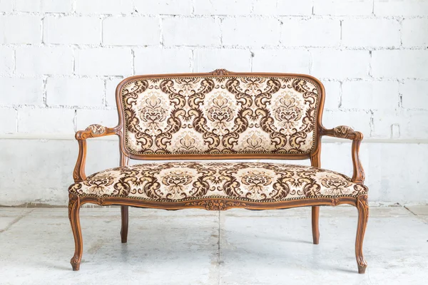 Kahverengi kanepe koltuk