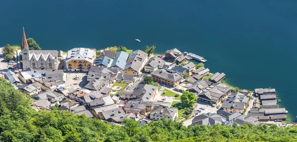 Вид с воздуха на деревню Hallstatt в Австрии — стоковое фото