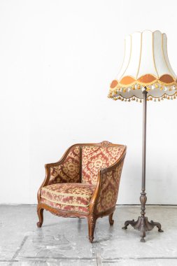 Kahverengi kanepe koltuk lamba