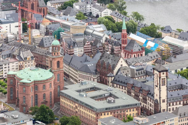 Torens en gebouwen in Frankfurt — Stockfoto