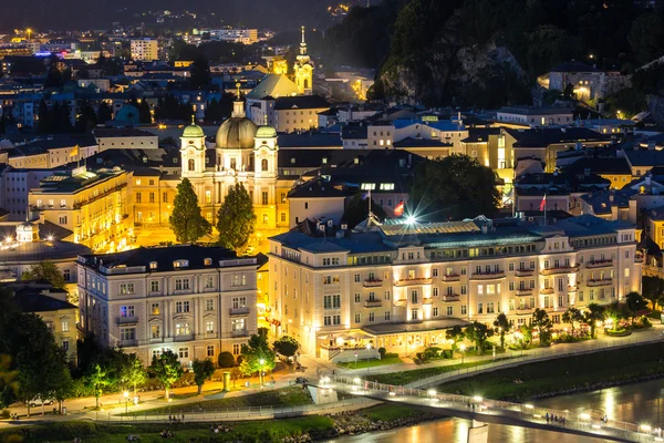 Salzburgo en Austria por la noche — Foto de Stock