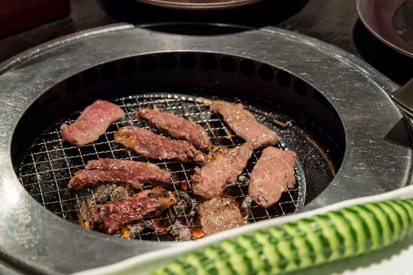 Yakiniku wołowiny z grilla — Zdjęcie stockowe