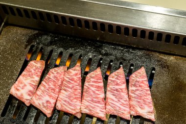 Wagyu A5 sığır eti yakiniku