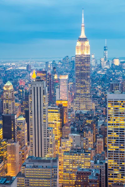 New York City skyline at dusk — Stock Photo, Image