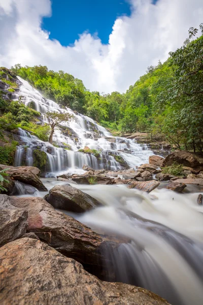 Maeya Waterfall — Stock Photo, Image