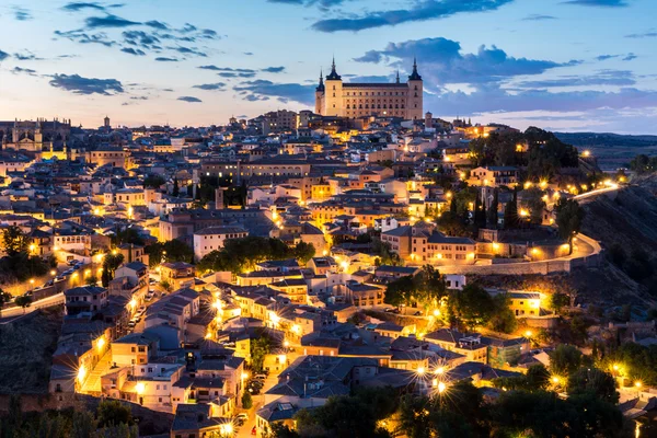 Paesaggio urbano di Toledo con Alcazar — Foto Stock