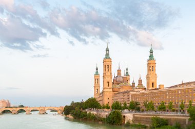 İspanya Zaragoza Basilica