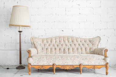 Beyaz Retro koltuk lamba ile