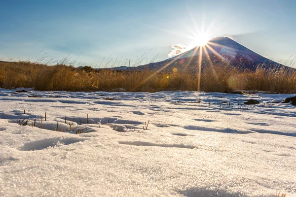 Berget Fuji i soluppgången — Stockfoto