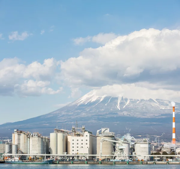 Mountain Fuji and Factory — Stock Photo, Image