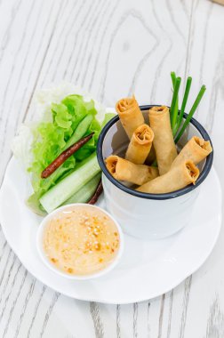 Kızarmış bahar rulo gıda