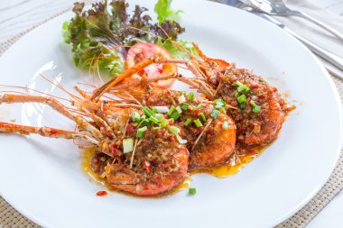 nehir ızgara karides