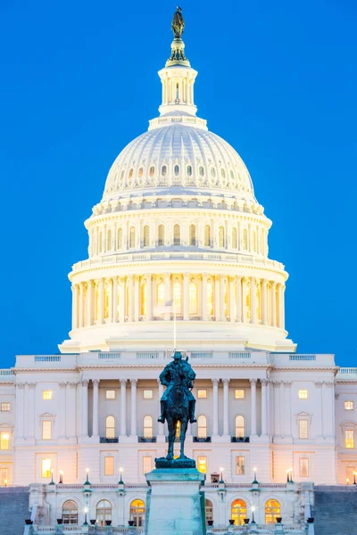 Capitolio de Estados Unidos al atardecer — Foto de Stock