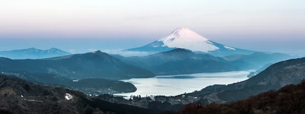 在湖箱根富士山 — 图库照片