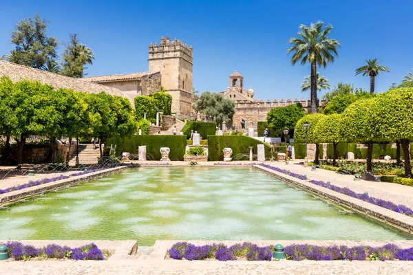 Garten im maurischen Stil — Stockfoto