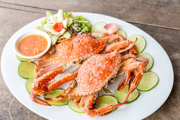 Vapeur crabe fruits de mer — Photo