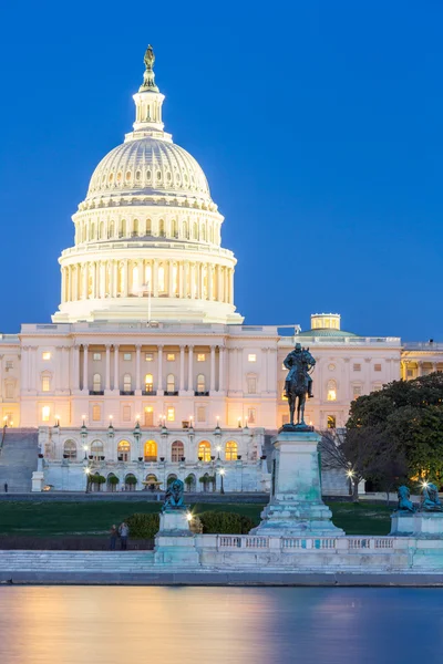 Edifício Capitólio dos EUA em Washington — Fotografia de Stock