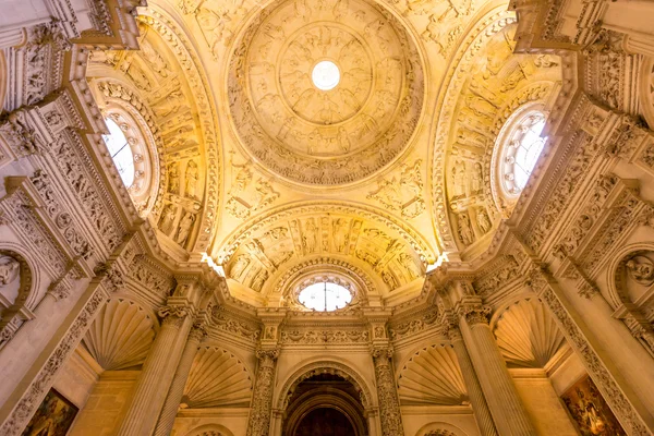 Fachada interior da Catedral de Sevilha — Fotografia de Stock