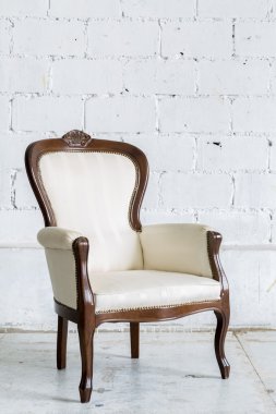 Beyaz Retro sandalye