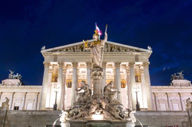 Gece Viyana'da Parlamento