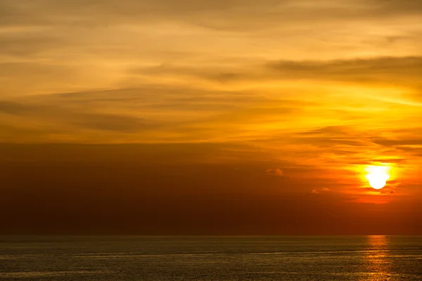 Puesta de sol en el mar de Andamán — Foto de Stock