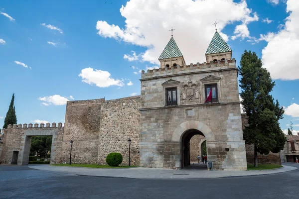 Toledo's gate in Spain — Stock Photo, Image