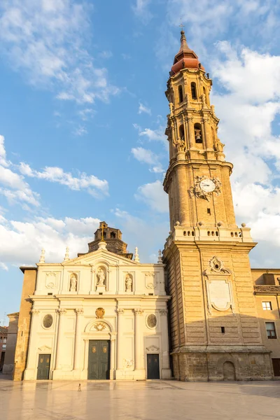 Zaragoza katedralen i Spanien — Stockfoto