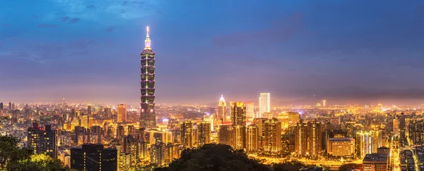 Taipei manzarası Panorama — Stok fotoğraf