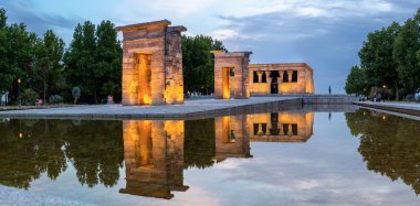 Madrid'de debod Tapınağı de