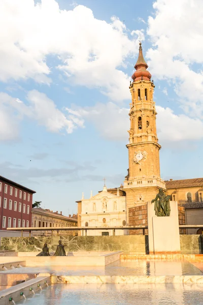 Zaragoza kathedraal in Spanje — Stockfoto