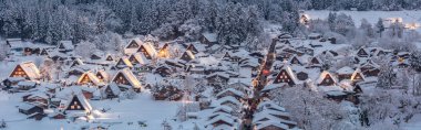 Shirakawago ışıklı Panorama
