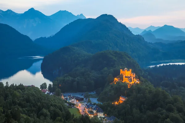Hohenschwangau kasteel in Fussen in Duitsland — Stockfoto