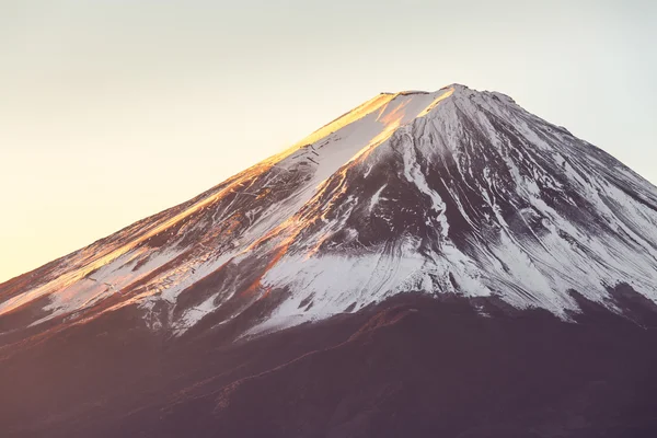 Berg fuji bei Sonnenaufgang in Japan — Stockfoto