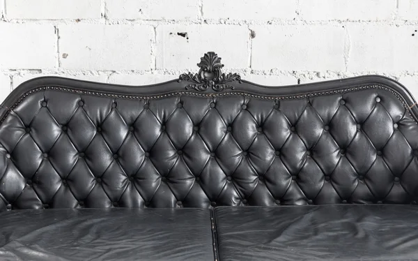 Canapea din piele neagra — Fotografie, imagine de stoc