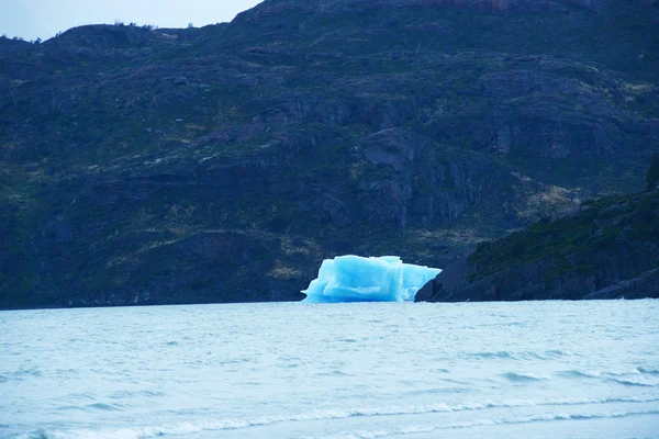 蓝色冰山 — 图库照片