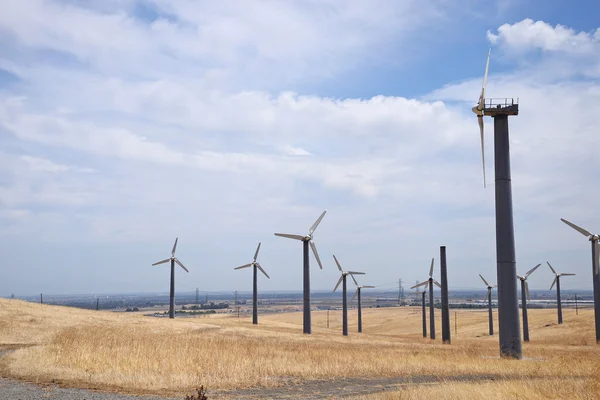 Wind turbine and sky — Stock Photo, Image