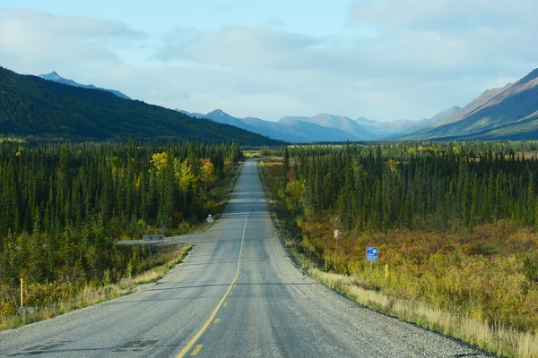 Dalton highway — Stockfoto