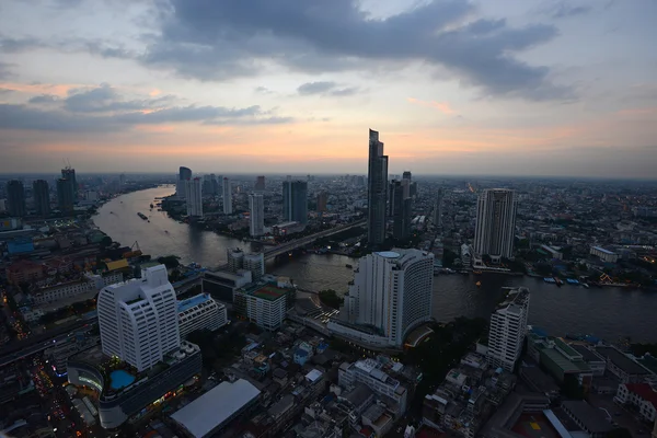 Vista para o rio bangkok — Fotografia de Stock