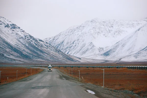 Dalton highway road — Zdjęcie stockowe